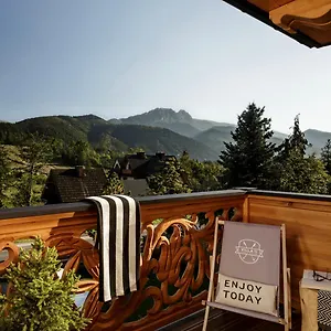 3* Bed & Breakfast 11 Folk & Design